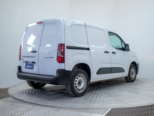 Peugeot PARTNER 2026 usado — Pompeyo Carrasco — foto 6
