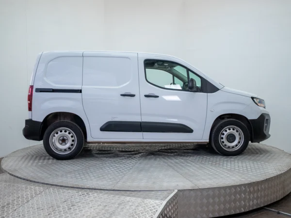 Peugeot PARTNER 2026 usado — Pompeyo Carrasco — foto 7