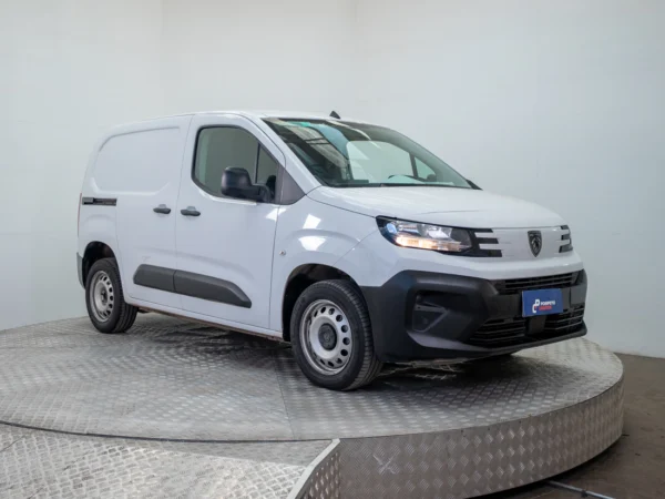 Peugeot PARTNER 2026 usado — Pompeyo Carrasco — foto 8