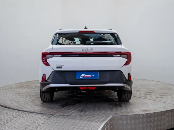 Kia K3 Cross 2026 usado — Pompeyo Carrasco — foto 5