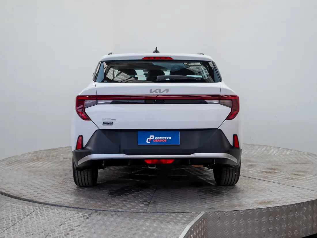 KIA K3 Cross — foto 5 de 20
