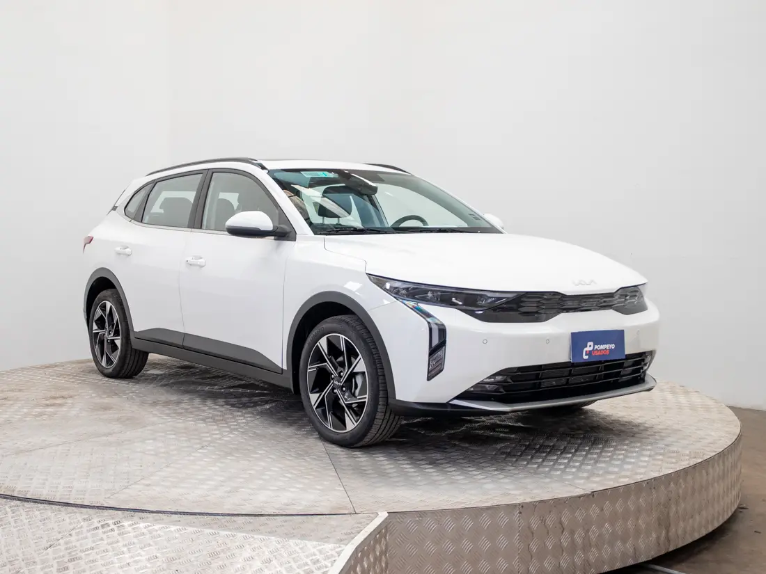 KIA K3 Cross — foto 8 de 20