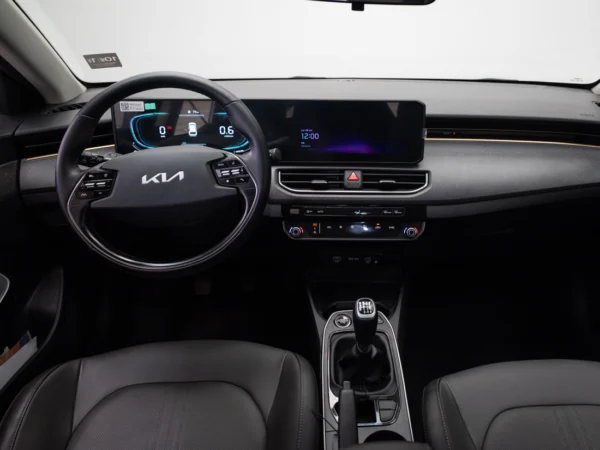Kia K3 Cross 2026 usado — Pompeyo Carrasco — foto 14