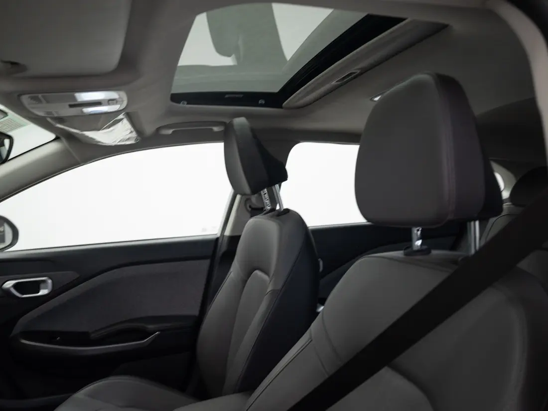 KIA K3 Cross — foto 16 de 20