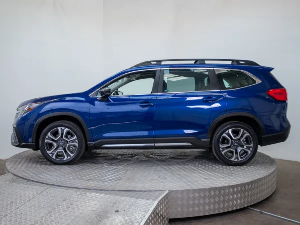 Subaru EVOLTIS 2027 usado — Pompeyo Carrasco — foto 3