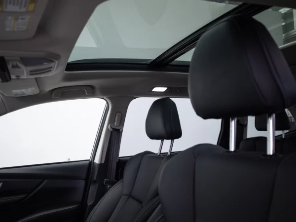 Subaru EVOLTIS 2027 usado — Pompeyo Carrasco — foto 18